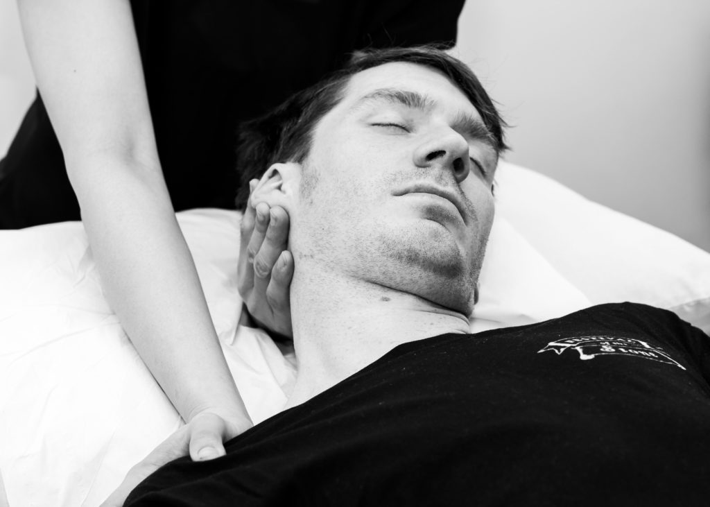 Jackie Tan giving a Sports Massage in London